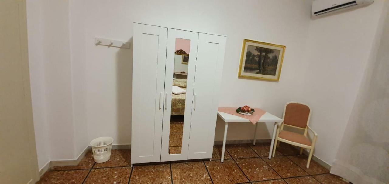 La Casa Di Chiara Apartment Roma Ngoại thất bức ảnh